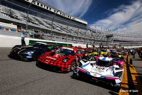 rolex 24 daytona track turns|rolex 24 2023 event schedule.